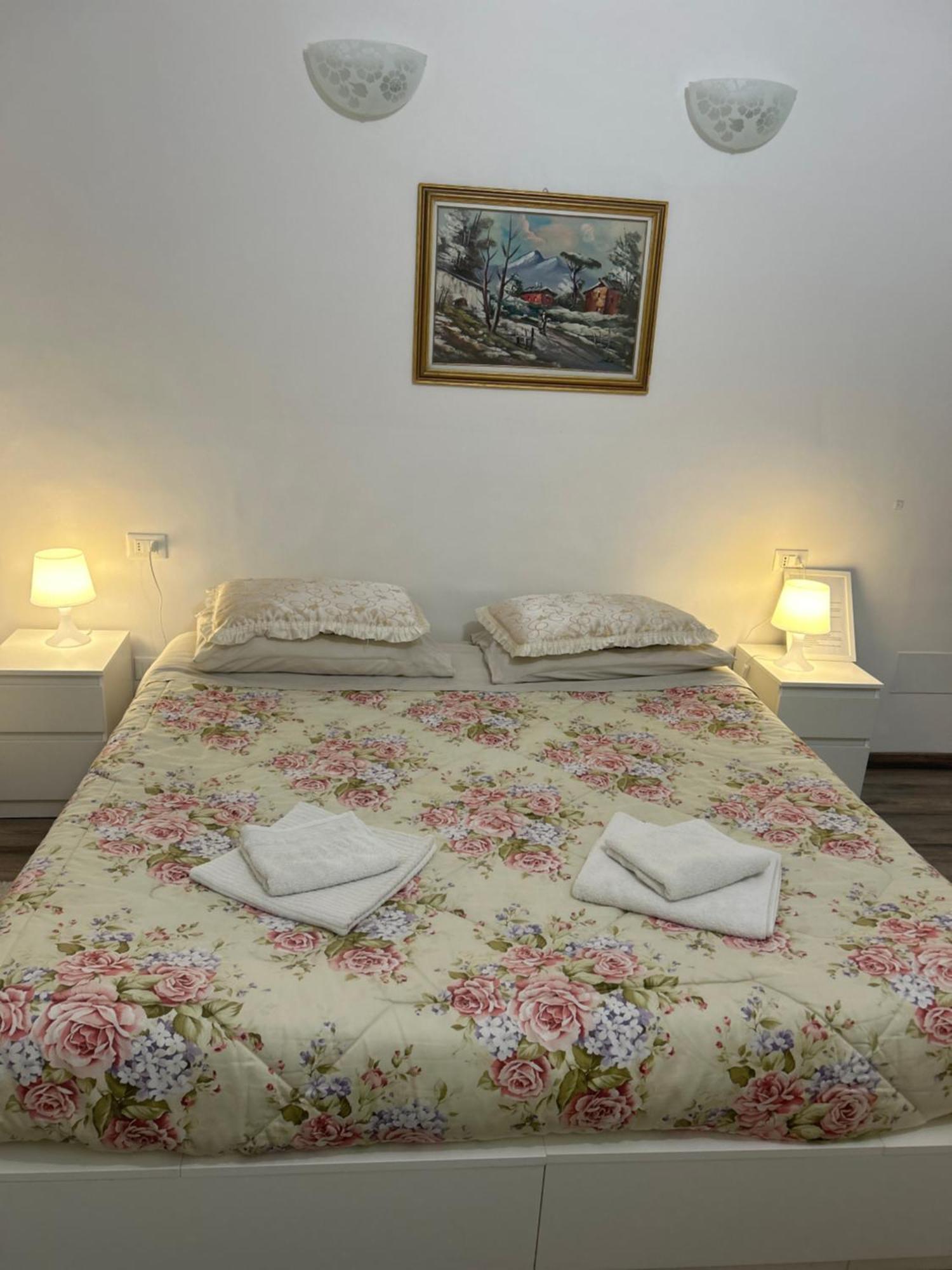 Casa Viorica Hotel Ancona Exterior foto